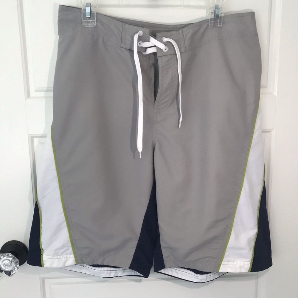 Eddie Bauer Lightweight Men’s Shorts Gray/Blue Size 33